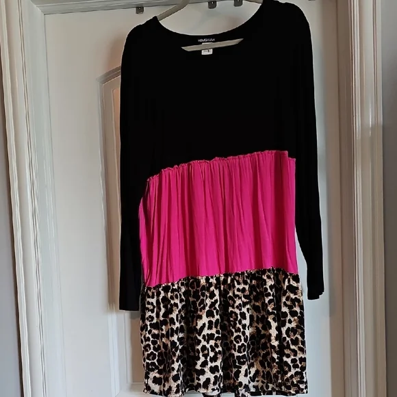 NWOT Size Large Black and Pink Colorblock Dress with Leopard Print - Picture 1 of 5